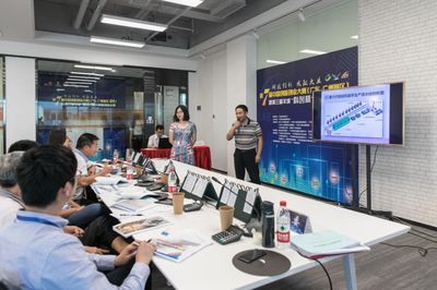 第七屆中國(guó)創(chuàng)新創(chuàng)業(yè)大賽(廣東·廣州賽區(qū))先進(jìn)制造及人工智能行業(yè)決賽在荔灣舉行，聚焦人工智能雙創(chuàng)服務(wù)平臺(tái)發(fā)展